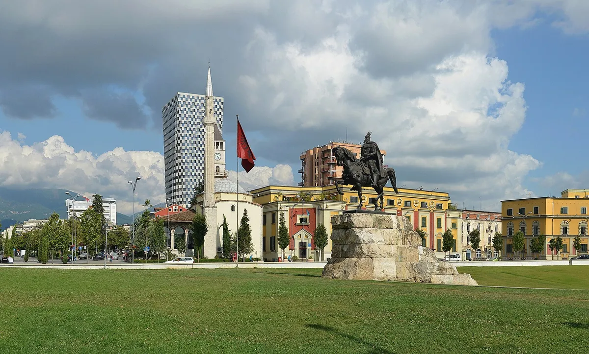 Central Tirana Landmarks & History