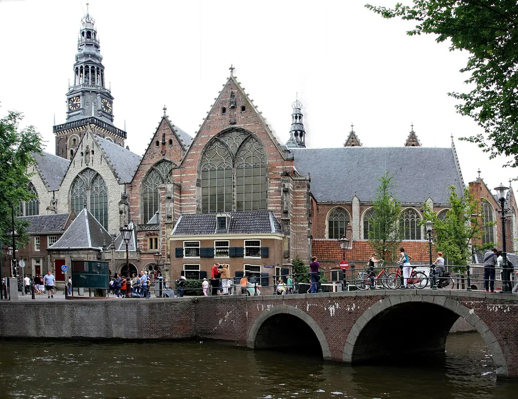 Exploring Amsterdam's Unique Urban Vibe