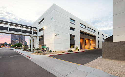Exterior front view of Barrow Neurological Institute, Barrow Physical Medicine & Rehabilitation