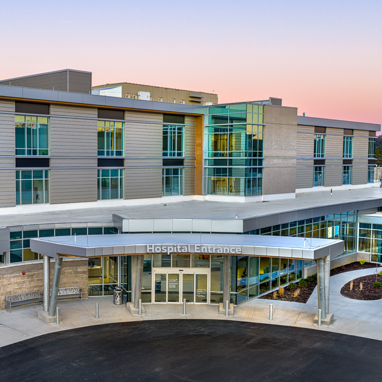Exterior front view of CommonSpirit - Memorial Hospital - Imaging Center - North Georgia