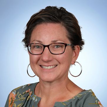 Portrait of Randi Hollis, NP