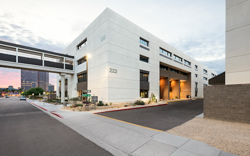 Exterior front view of Barrow Neurological Institute, Barrow Brain Injury & Sports Neurology Center