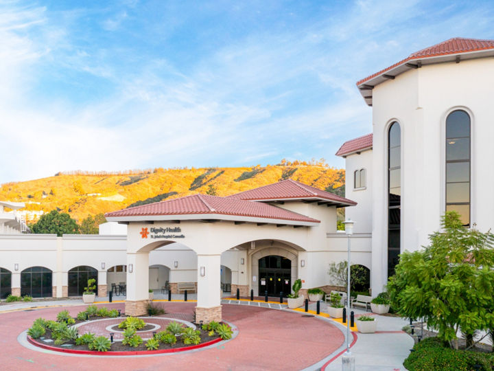 Exterior front view of Dignity Health - St. John's Hospital Camarillo