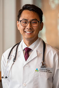 Portrait of Johnathan Ha, MD