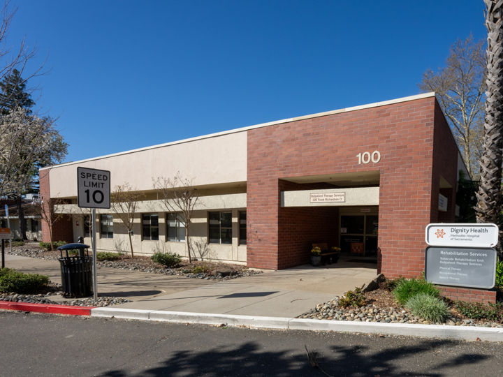 Exterior front view of Outpatient Rehabilitation Service - Dignity Health - Methodist Hospital of Sacramento