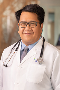 Portrait of Michael Oliver Roxas, MD