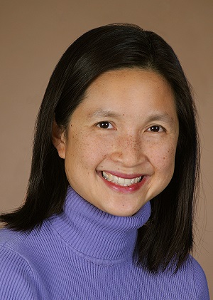 Portrait of Uyen Lee, MD