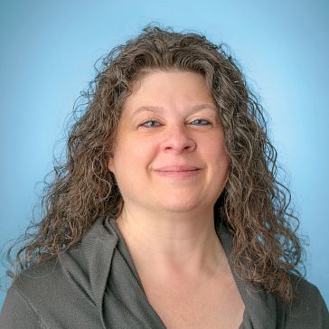 Portrait of Lorie Sue Warren, NP