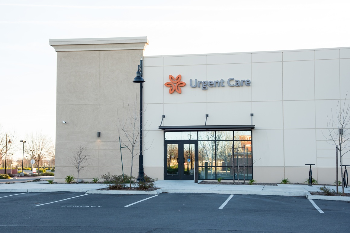 Exterior front view of Dignity Health Urgent Care - Woodland, CA