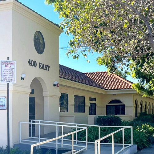 Exterior front view of Family Medicine & Women's Health - Dignity Health Medical Group - Santa Paula, CA