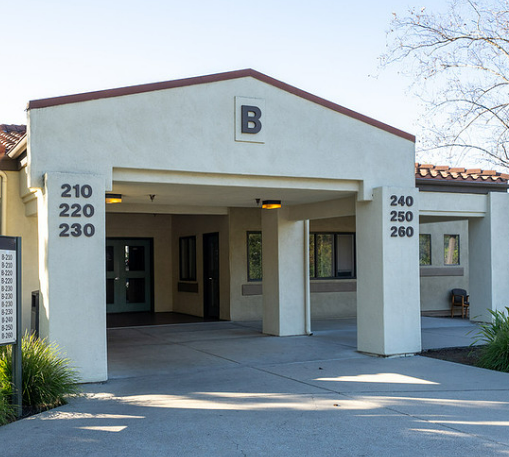 Exterior front view of Gastroenterology - Dignity Health - San Luis Obispo, CA