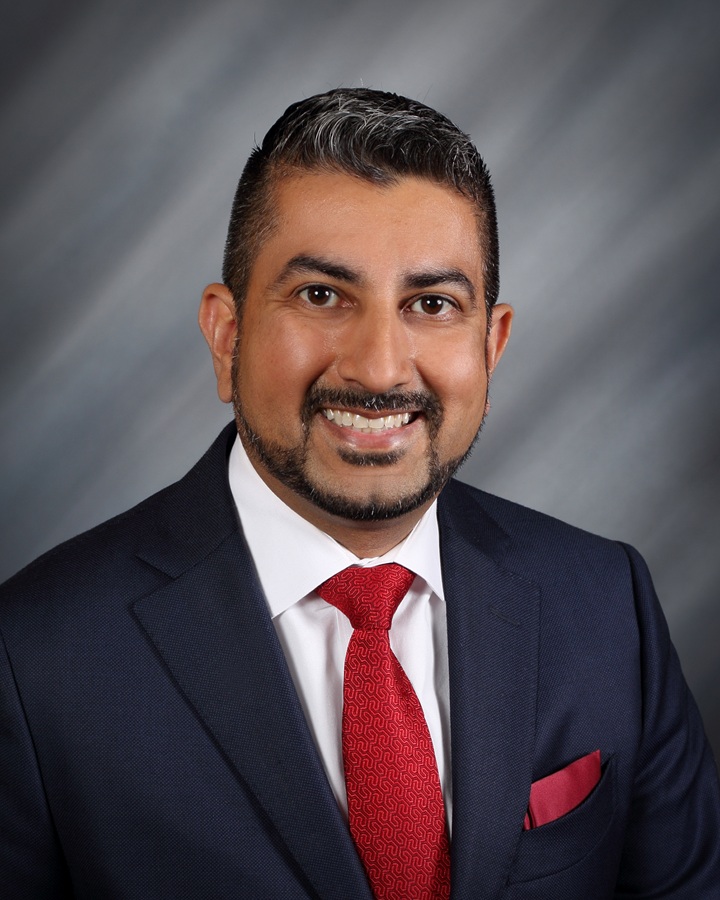 Portrait of Munir S. Janmohamed, MD