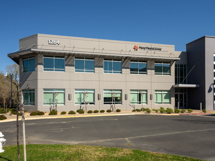 Exterior front view of Diagnostic Imaging - Dignity Health Advanced Imaging - El Dorado Hills, CA