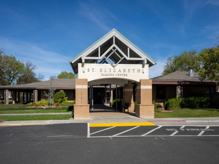 Exterior front view of Outpatient Imaging Center - Dignity Health - St. Elizabeth Community Hospital