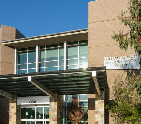 Exterior front view of Orthopedics and PM&R - Dignity Health - Arroyo Grande, CA