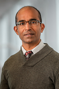 Portrait of Nasir Shariff, MD, FRCP