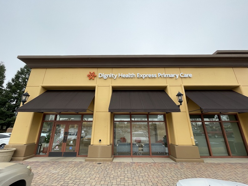 Exterior front view of Dignity Health Express Primary Care