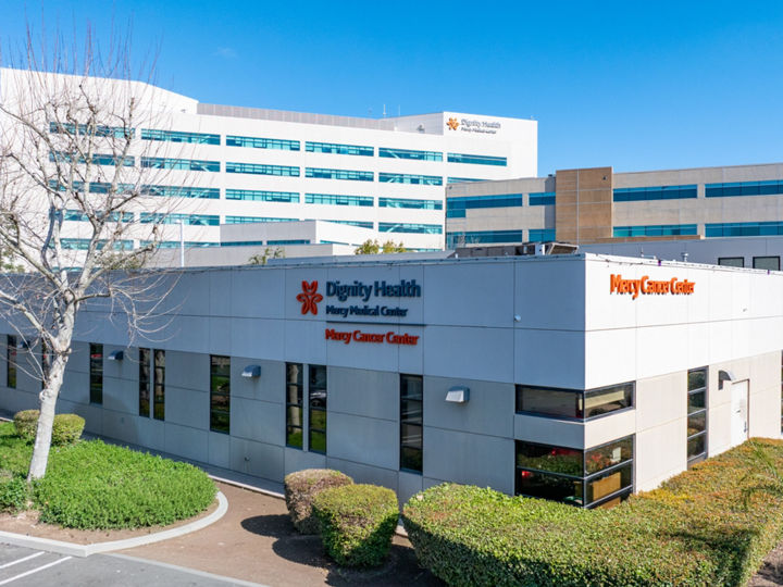 Exterior front view of Mercy Cancer Center - Dignity Health - Mercy Medical Center