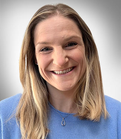 Portrait of Julia Reischl, NP