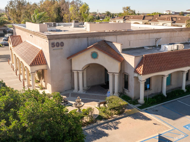Exterior front view of Infusion Center of Camarillo - Dignity Health - St. John's Hospital