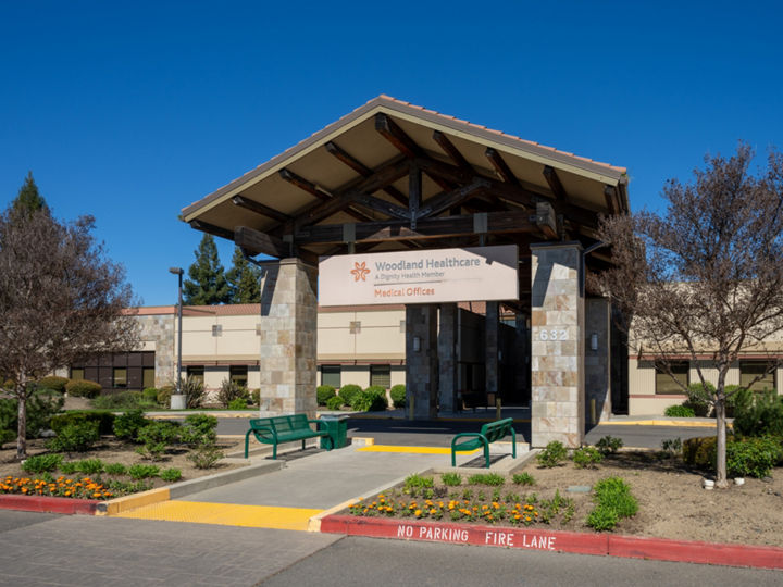 Exterior front view of Primary & Specialty Care - Dignity Health Woodland Clinic - Woodland, CA