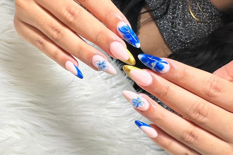 Manicure Acrylic Infill