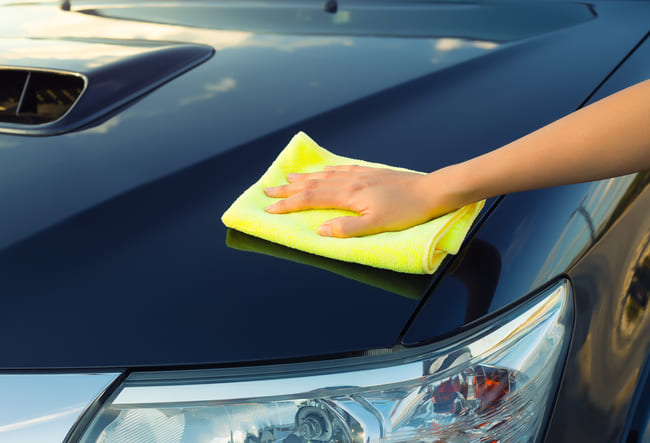 Limpieza del coche: ¿cómo lavar el coche por fuera?