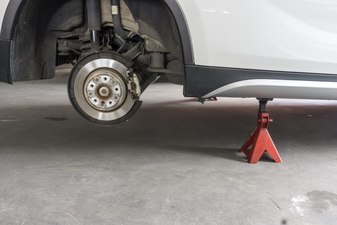 Cuáles son las mejores borriquetas para elevar el coche que puedes