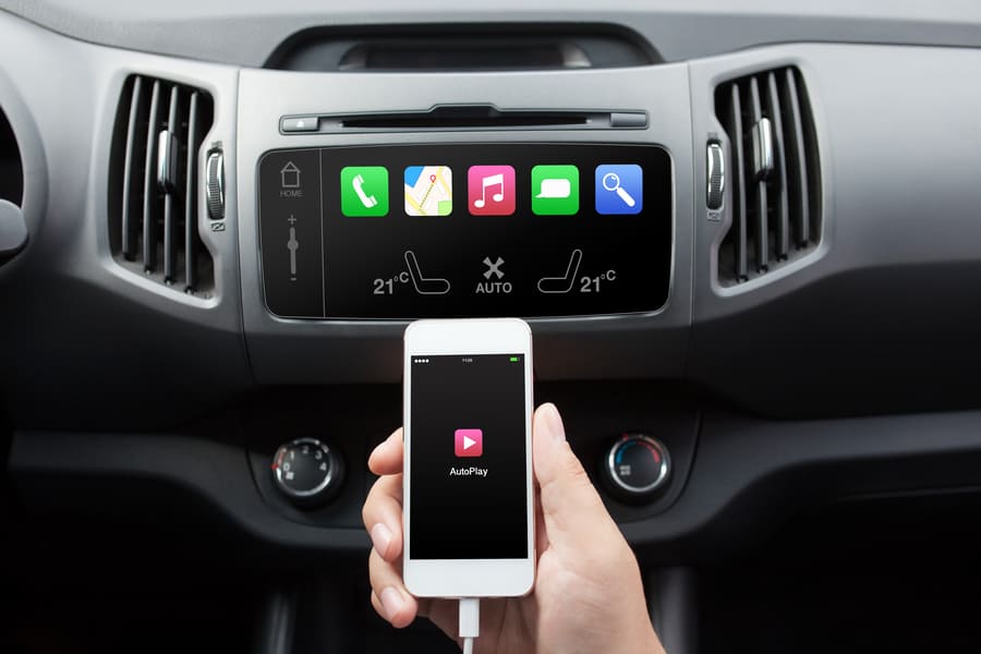 Es necesario comprar un coche hoy en día con Apple CarPlay integrado?