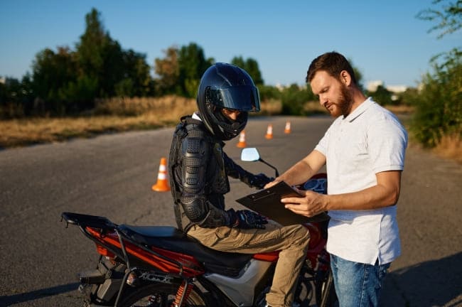 Test carnet de moto a2