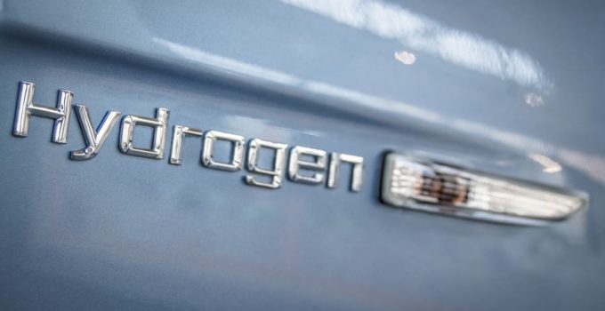 Κινητήρας υδρογόνου: πώς λειτουργεί ένα αυτοκίνητο υδρογόνου