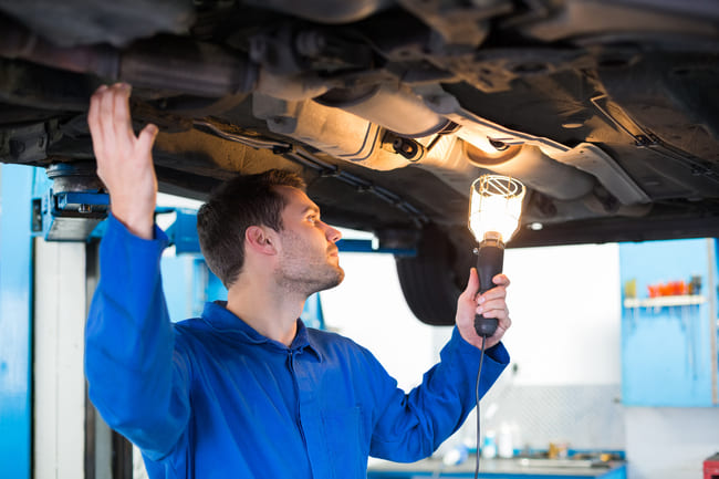 Quais os motivos de deterioração do automóvel