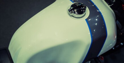 Come togliere la ruggine dal serbatoio di benzina della moto