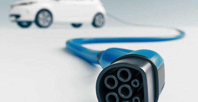 Slik fungerer de forskjellige ladepluggene til elbil