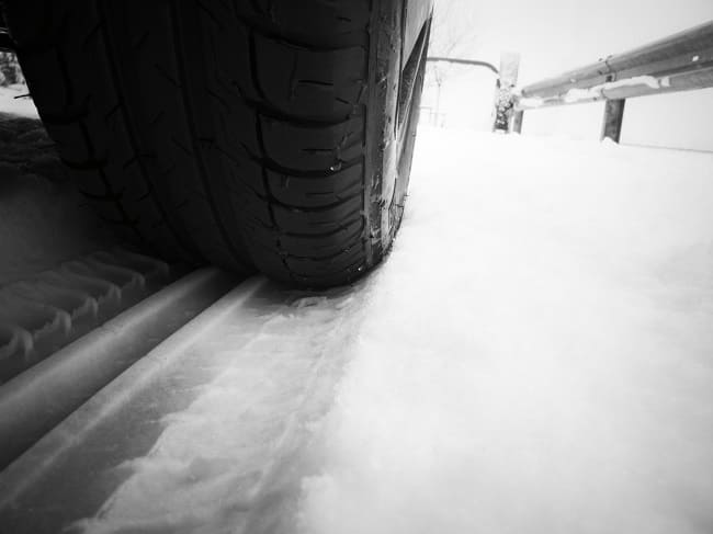 Dangers on winter road