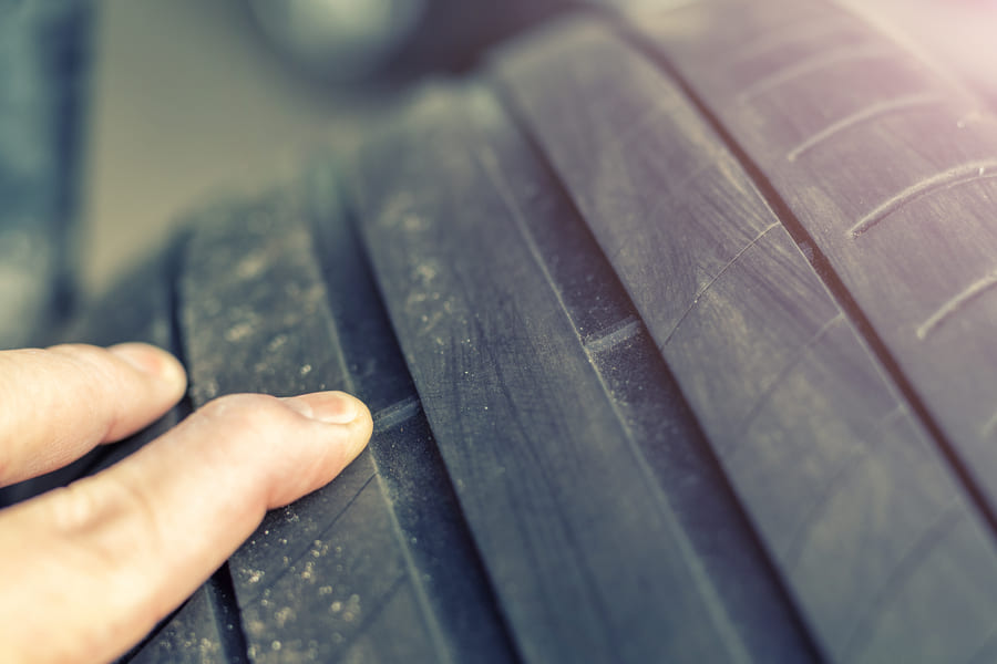 Tyre wear patterns and causes