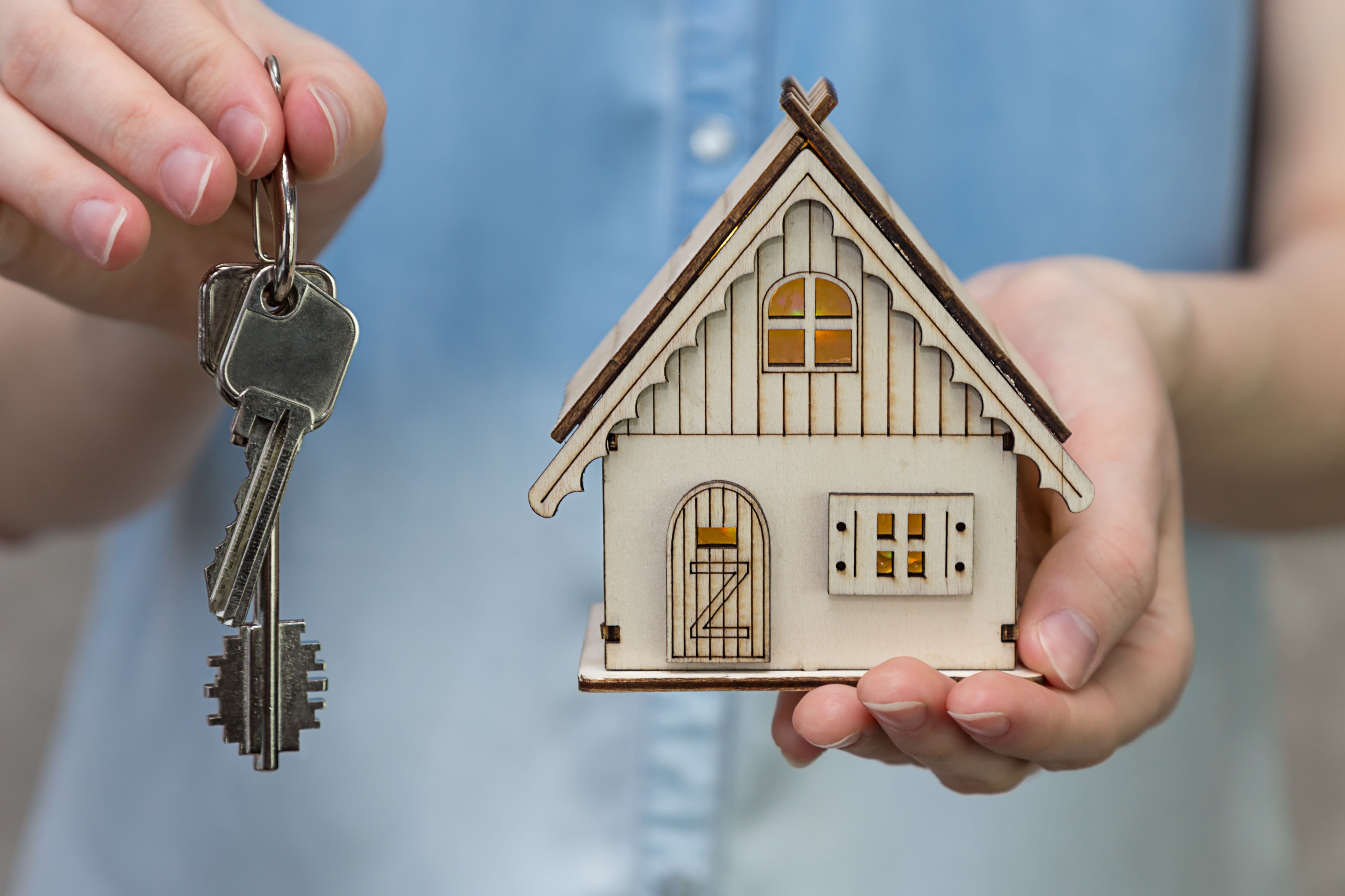 A model house and keys to represent full access to a property once the tenant reference check is successfully performed.