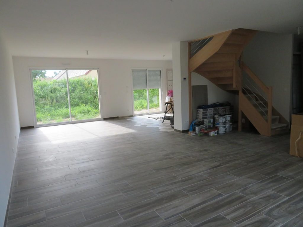 Parquet ou stratifié : lequel choisir pour sa maison ?