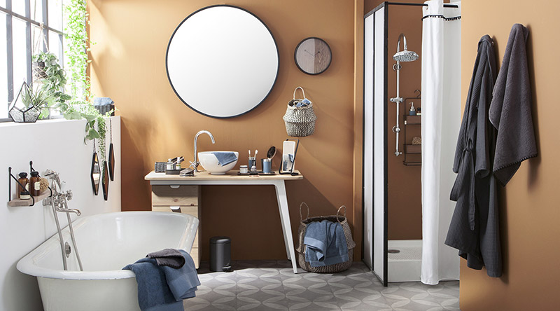 Salle de bain zen : 4 ambiances à adopter (nature, design, spa, brute)