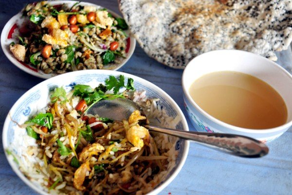 Cơm hến, Huế