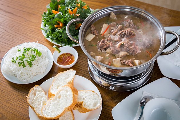 Ẩm thực Cần Thơ: Top món ngon Cần Thơ không thể cưỡng lại - Vịt Nấu Chao
