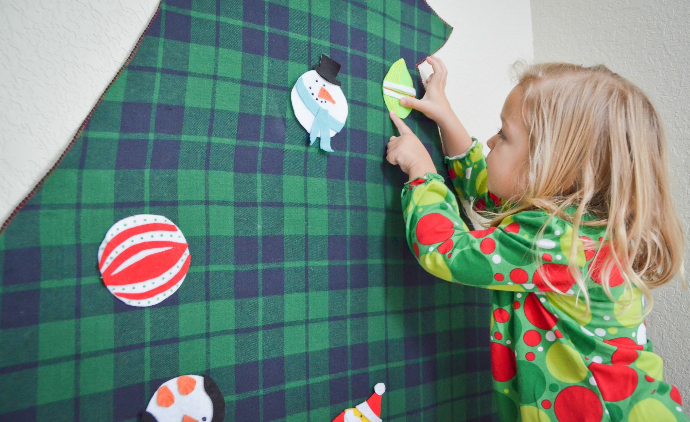 DIY Felt Christmas Tree Tutorial