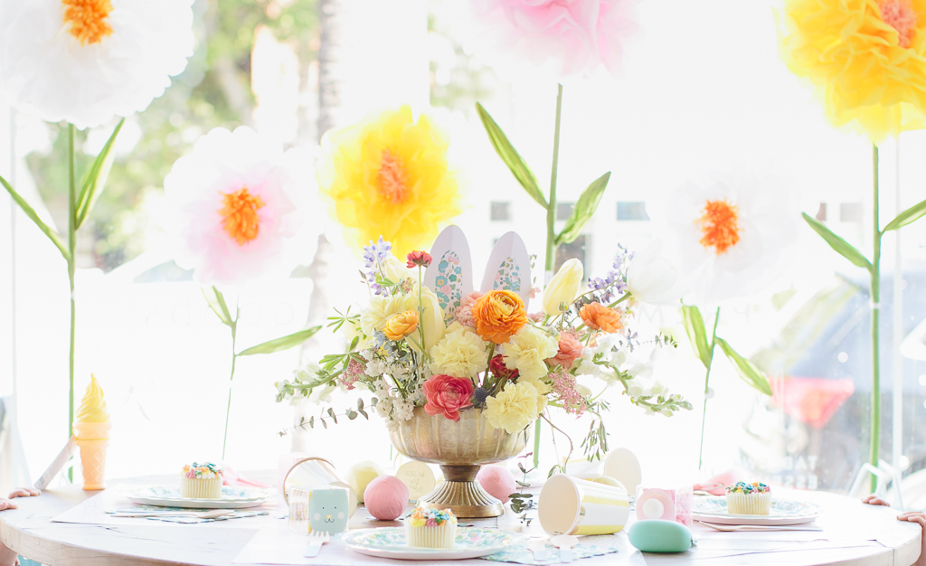 Floral Easter Kids Table