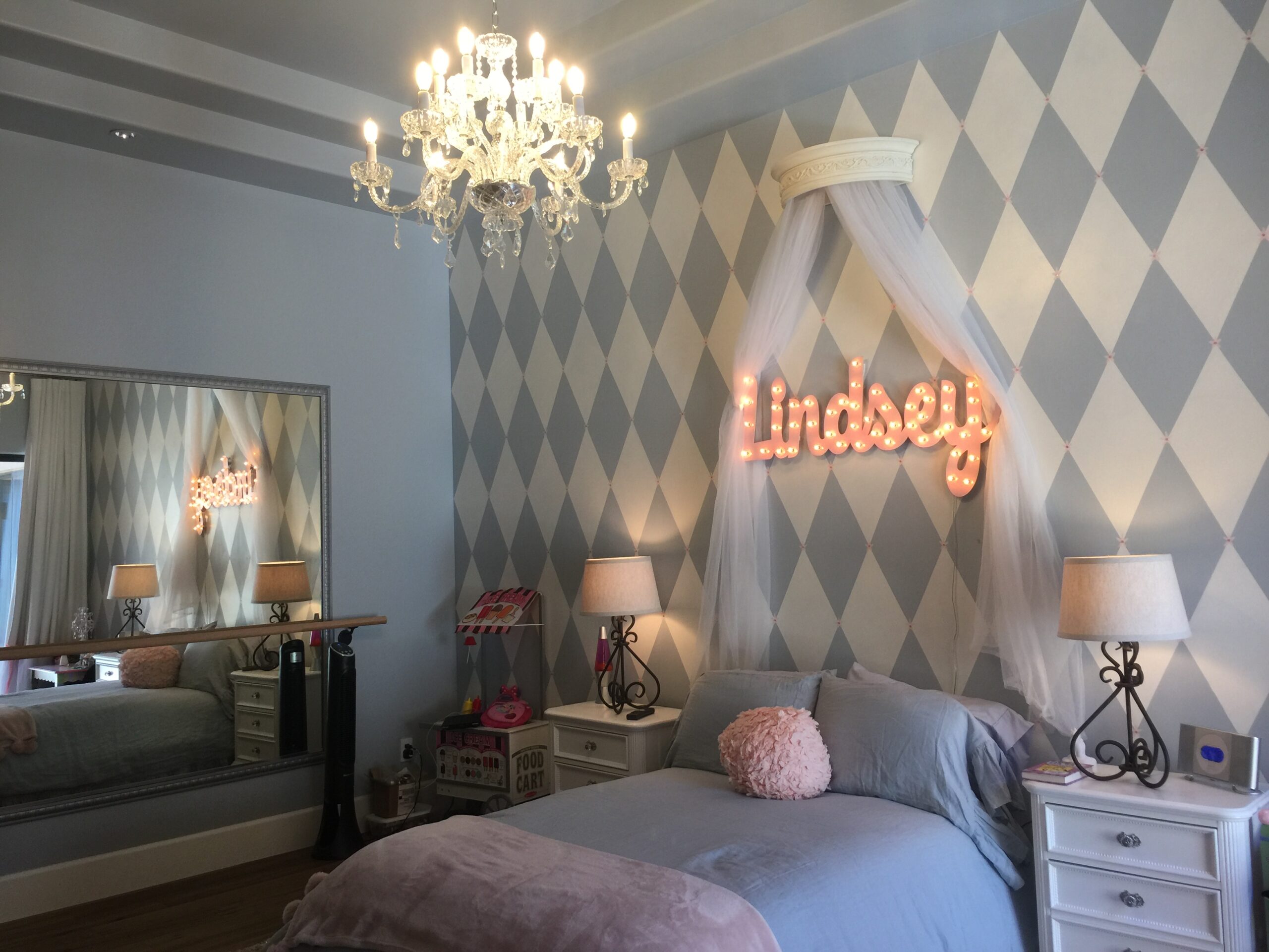 Diamond Ballet Room
