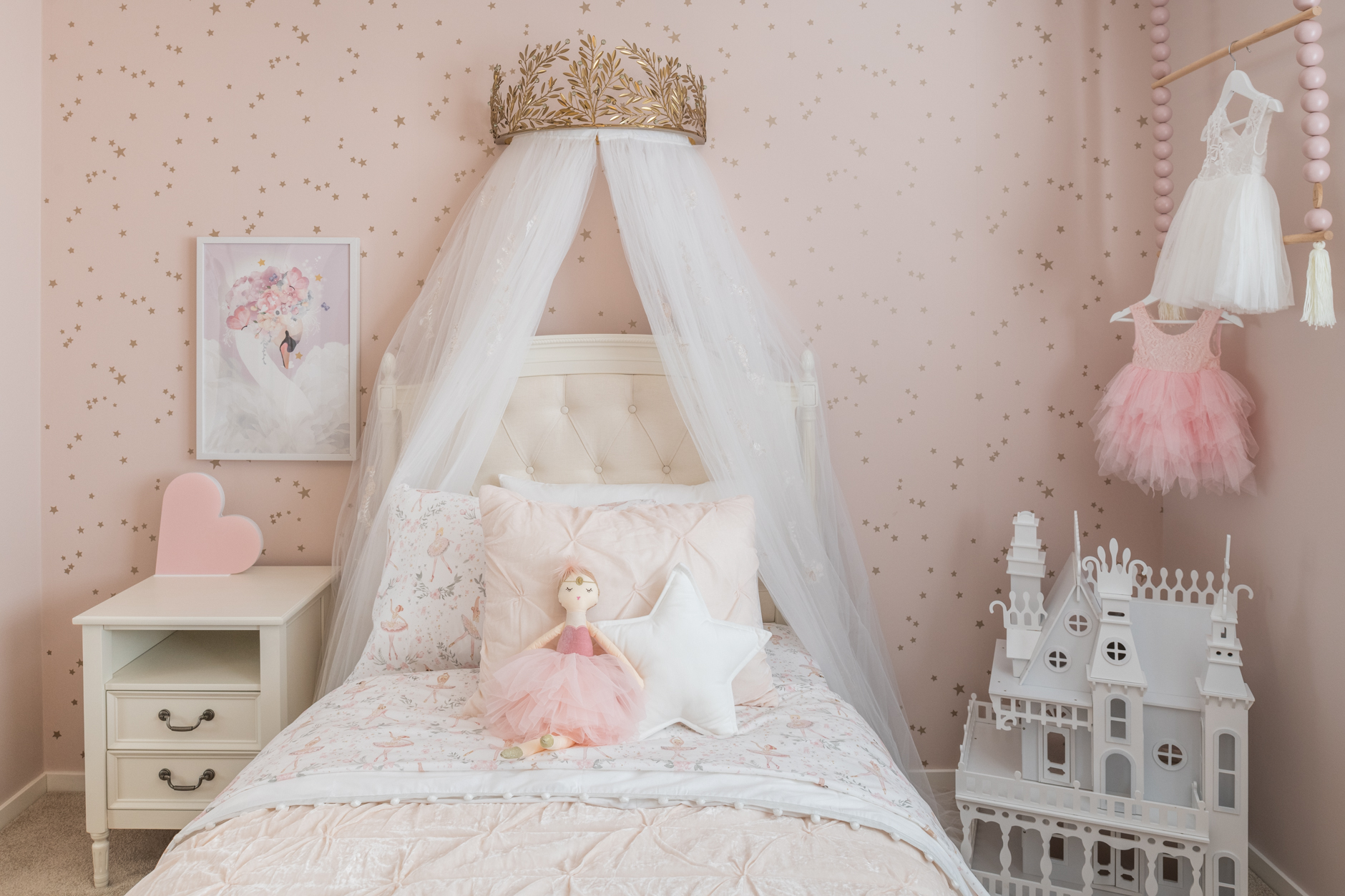 all is pretty interior styling