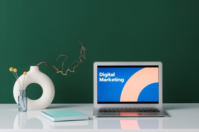 digital marketing on laptop