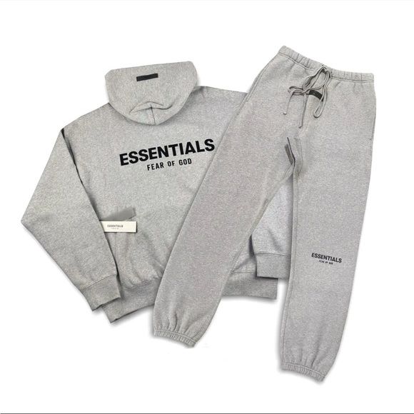 The Comfort of an Essential Hoodie: A Fashion Game Changer