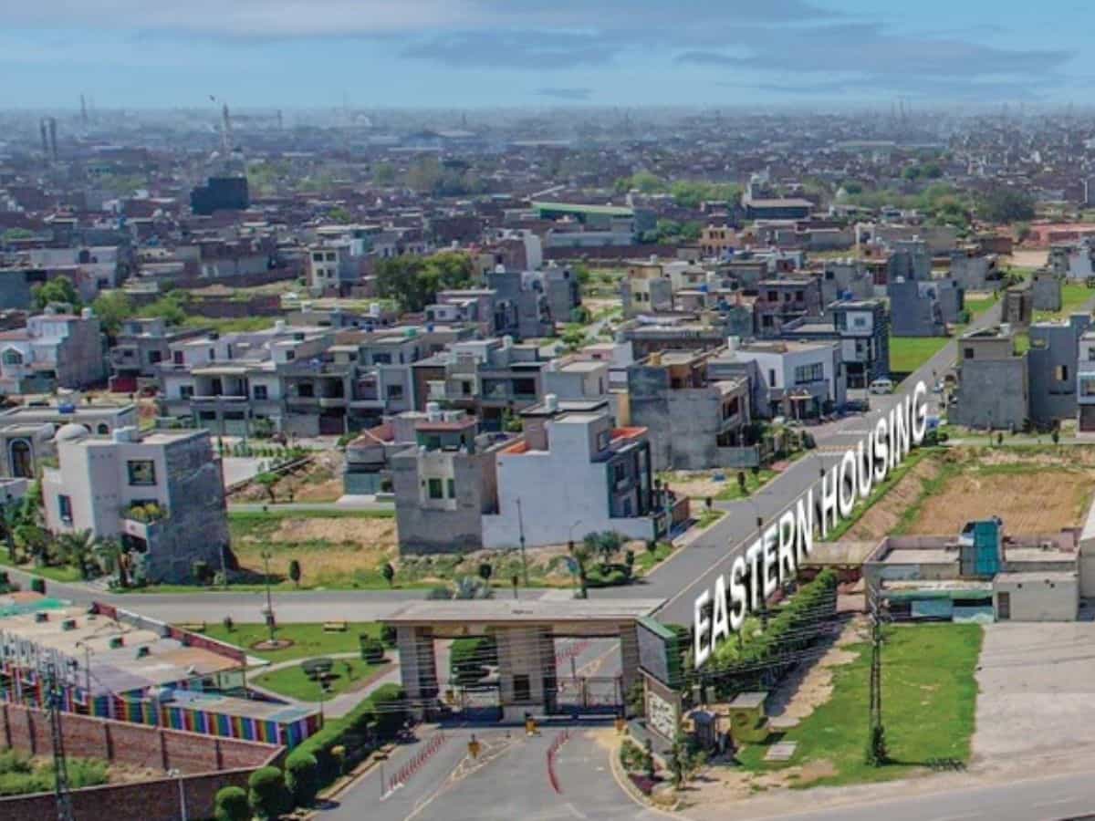 Exploring 4 Marla Commercial Plots in Lahore