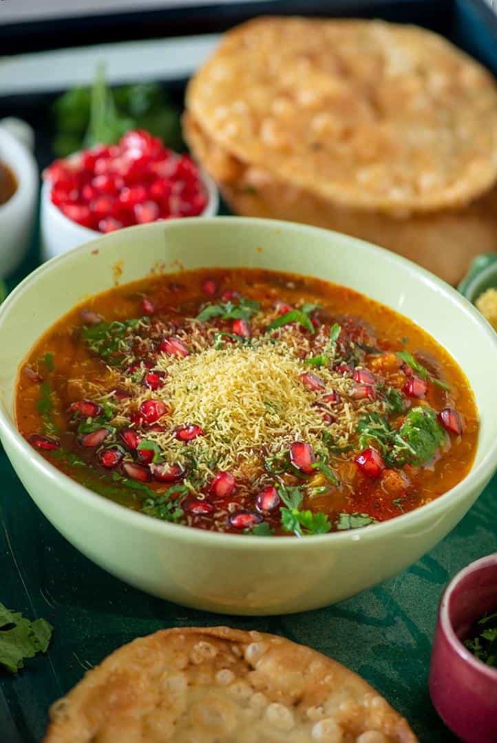 How to Make Dal Pakwan recipe – A Flavorful Sindhi Delicacy