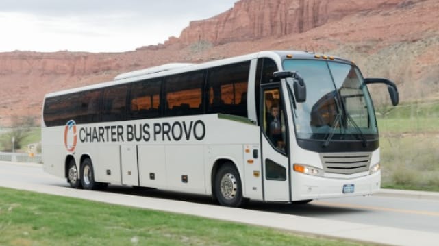 18-Passenger Minibus Rentals for Efficient City Travel